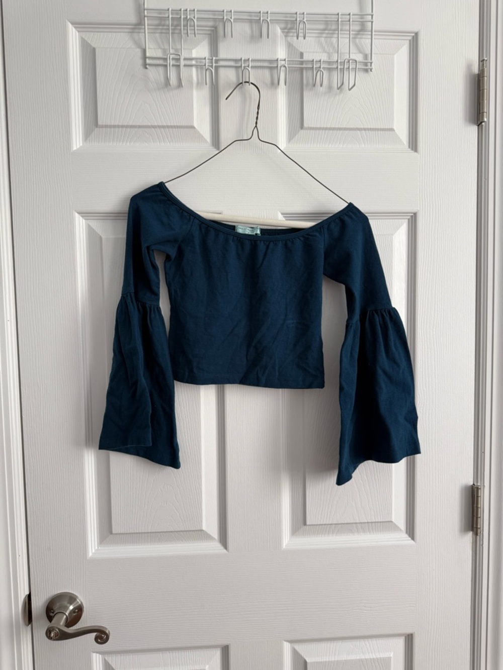 Women’s Navy Off-Shoulder Bell Sleeve Crop Top